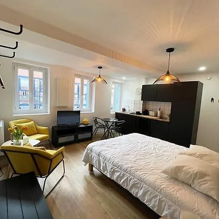 Appartement Flowers - Metro - Wifi *